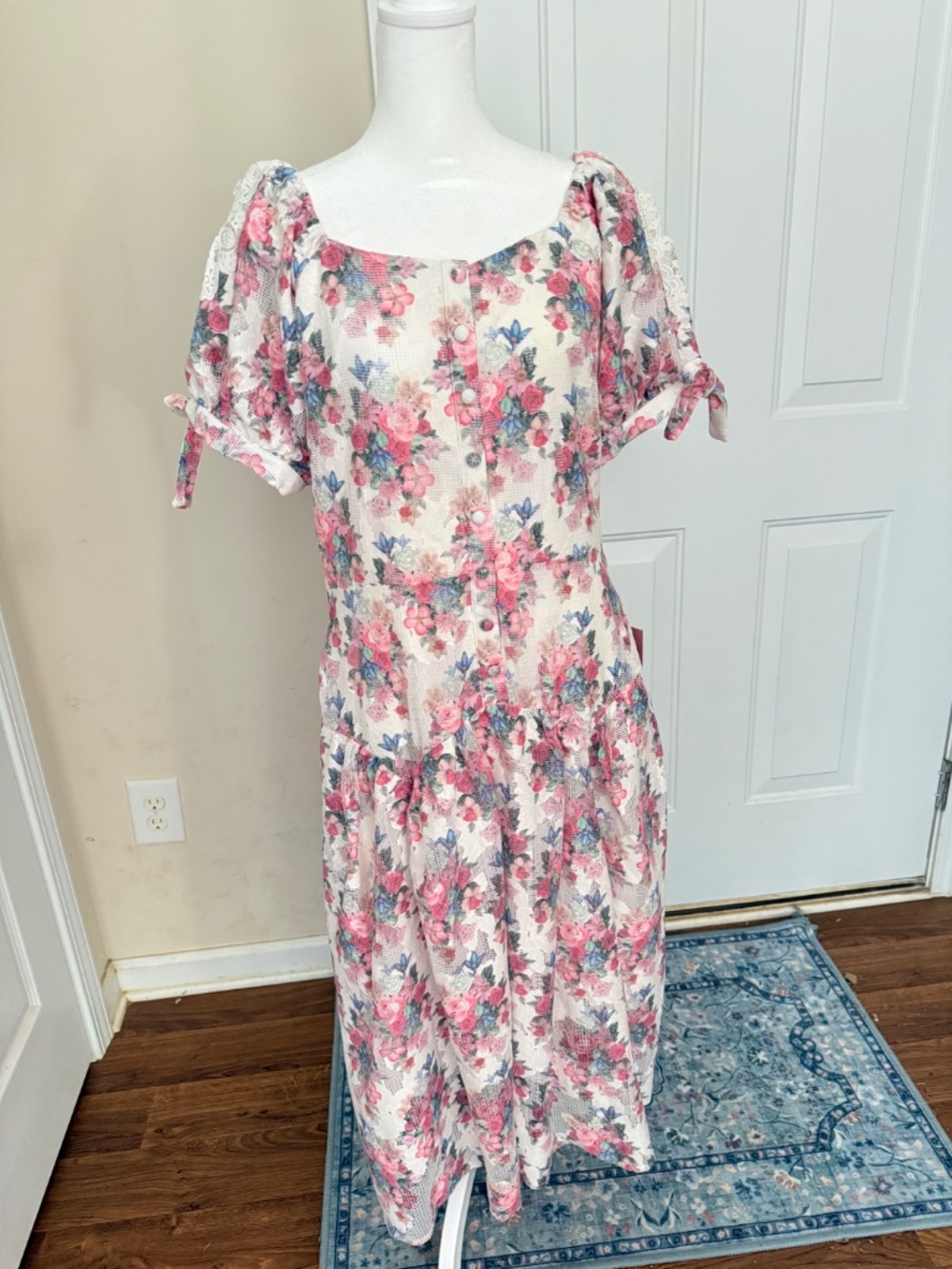 Ivy City Co Lizzy Midi Dress in Pink Floral Size L NWT - Picture 10 of 14